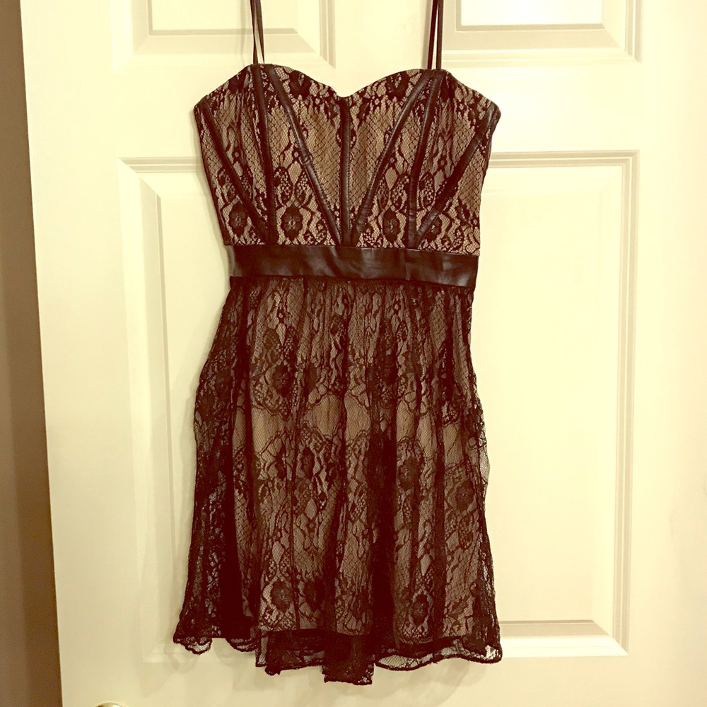 Adrianna Papel short lace dress